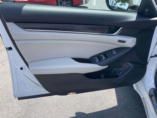 Used 2022 Honda Accord Touring image 21