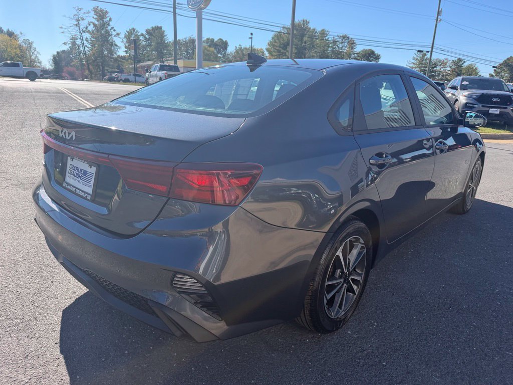 Used 2023 Kia Forte LXS FWD image 5