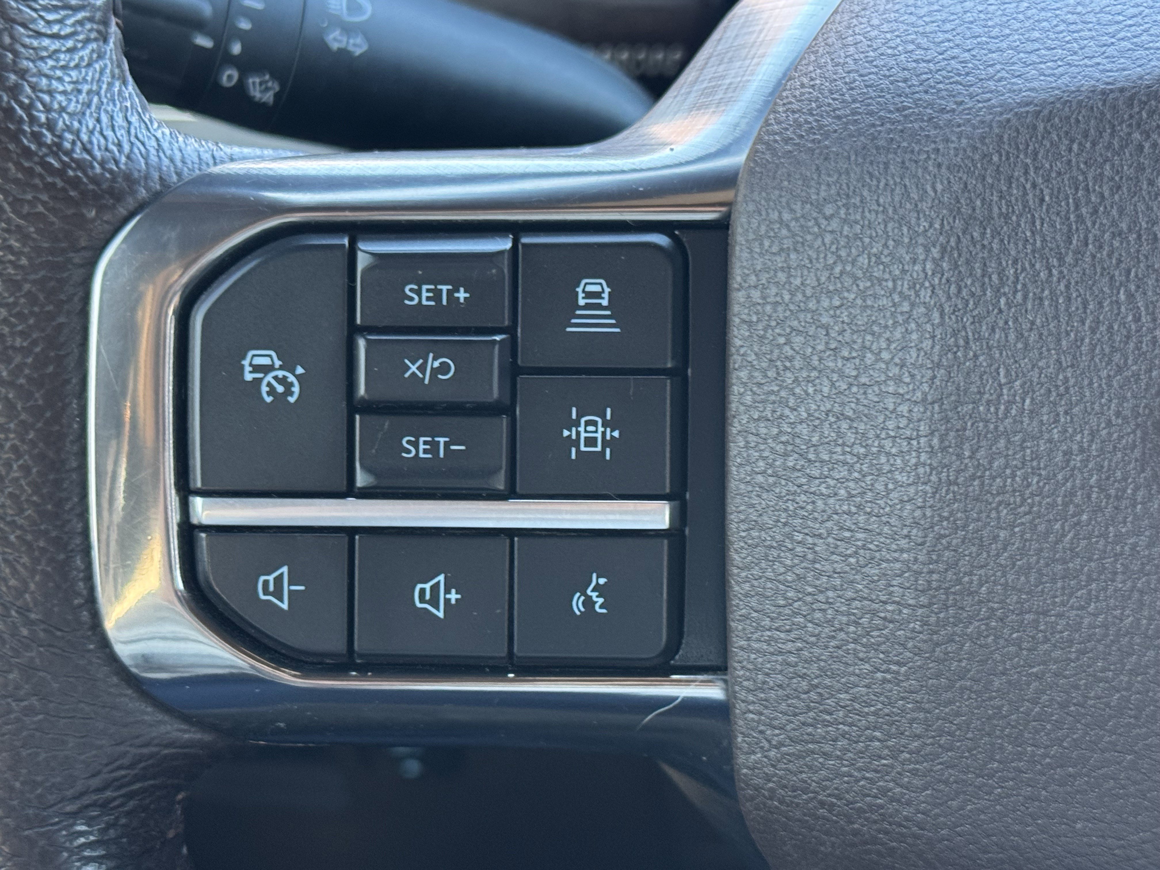 Certified 2022 Ford F150 King Ranch w/ Equipment Group 601A High image 17