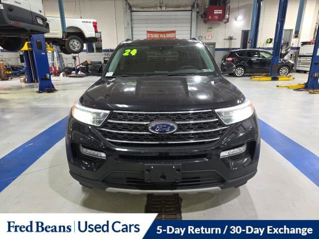 Certified 2024 Ford Explorer XLT w/ Equipment Group 202A image 8