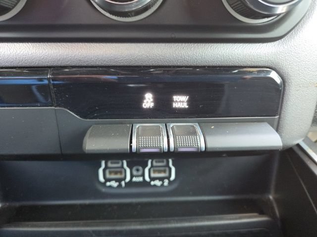 Used 2020 RAM 1500 Big Horn RWD image 32