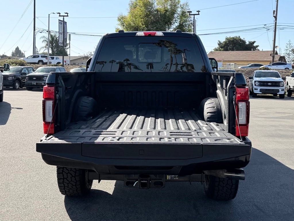 Certified 2022 Ford F350 Platinum w/ FX4 Off-Road Package AWD/4WD image 10
