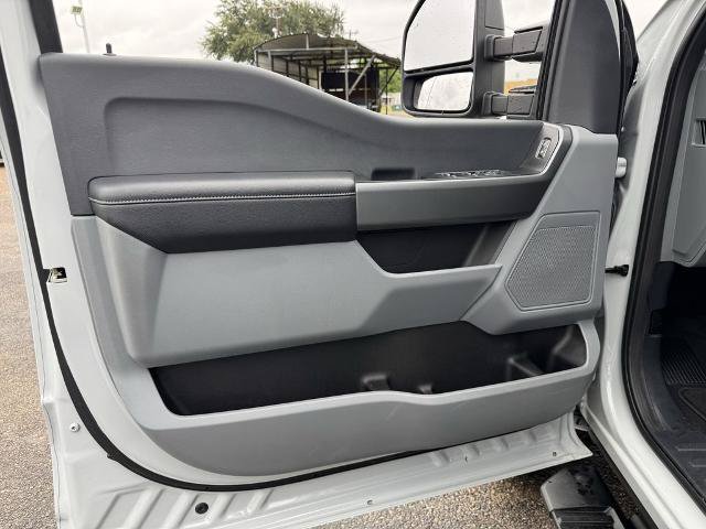 Certified 2025 Ford F250 XL w/ STX Appearance Package AWD/4WD image 12