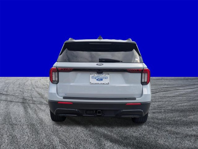 Certified 2026 Ford Explorer ST-Line w/ ST-Line Street Pack RWD image 5