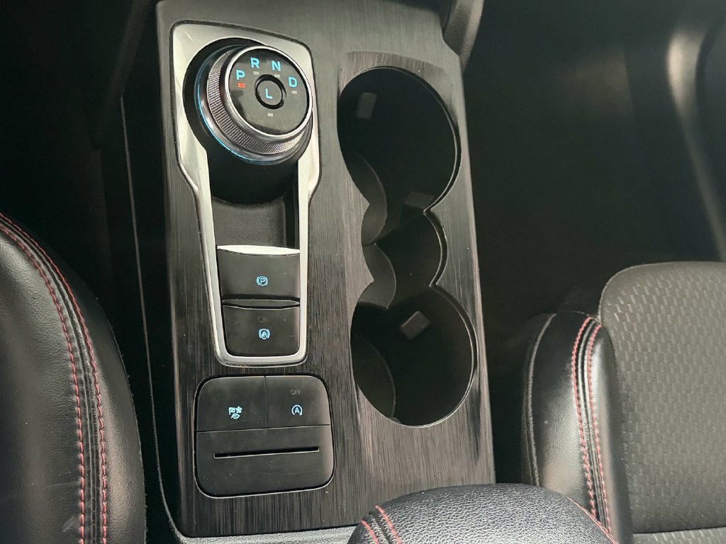 Certified 2025 Ford Escape ST-Line FWD image 25
