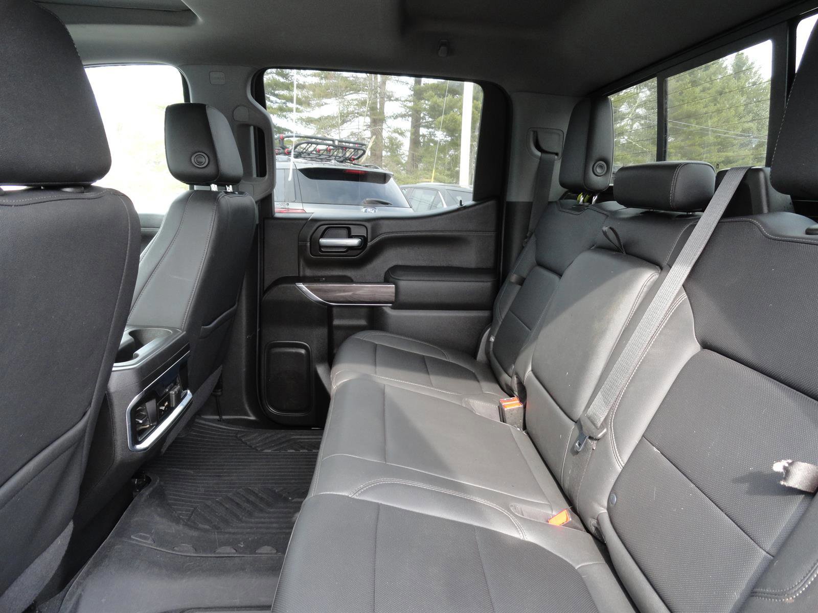 Used 2022 Chevrolet Silverado 1500 LTZ w/ LTZ Premium Package image 20