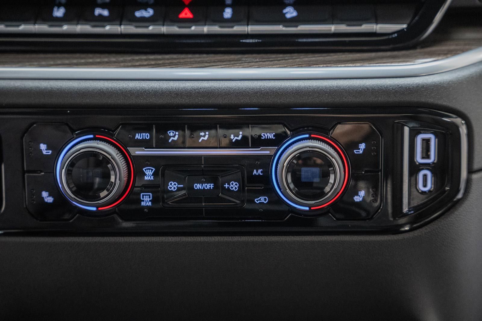 Used 2025 Chevrolet Silverado 2500 LT w/ Trail Boss Package image 34