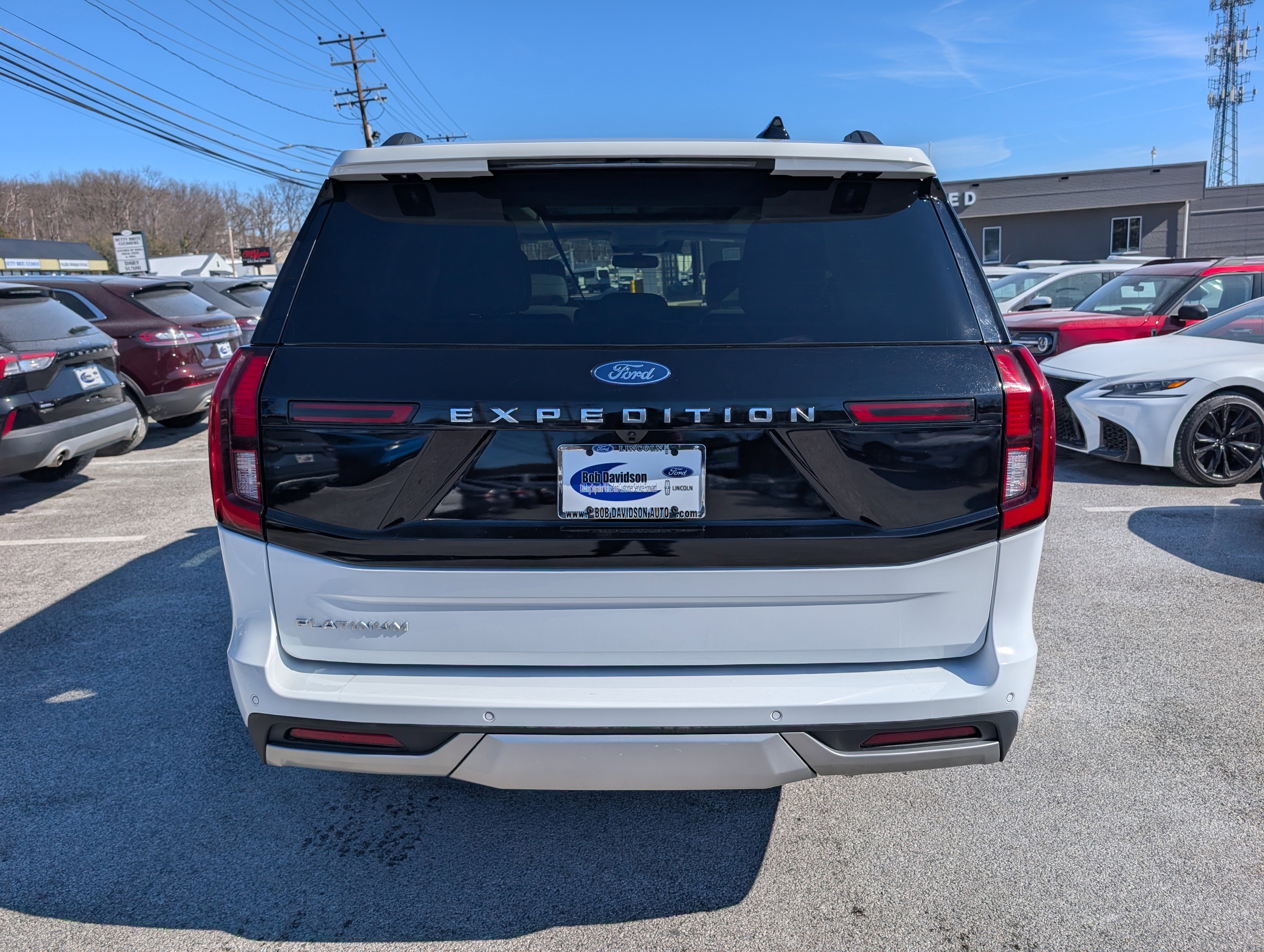 Certified 2025 Ford Expedition Platinum image 3