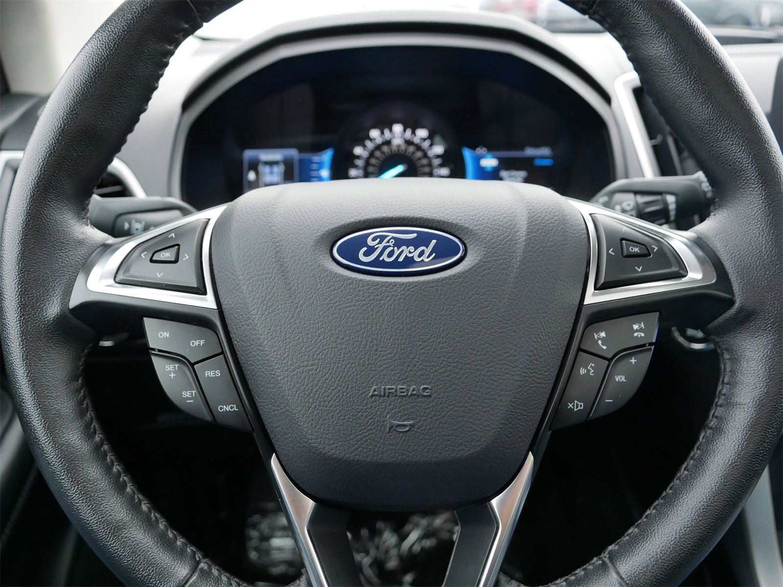 Certified 2024 Ford Edge SEL w/ Convenience Package image 25