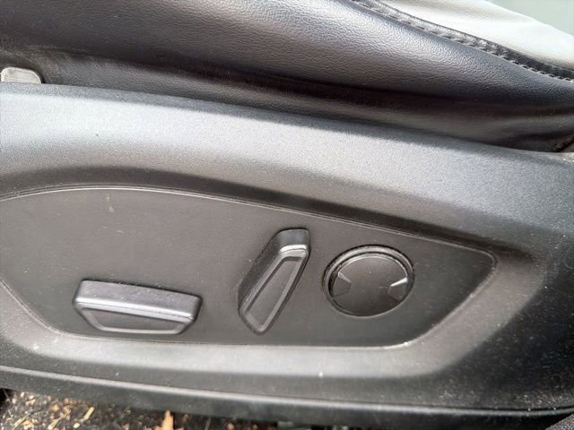 Certified 2021 Ford Explorer XLT w/ Equipment Group 202A image 25