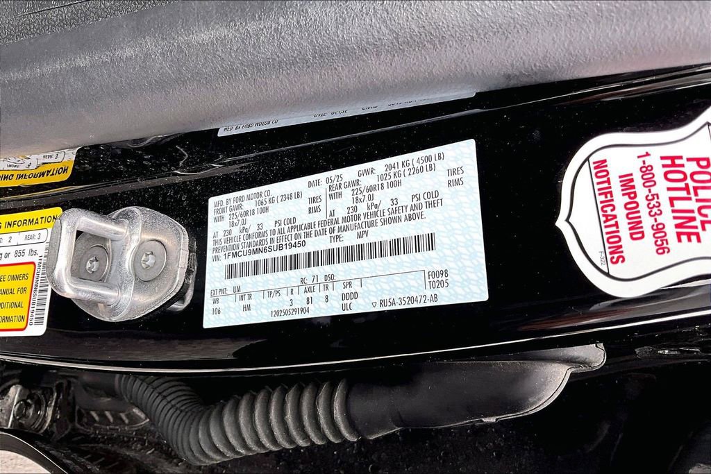 Certified 2025 Ford Escape ST-Line AWD/4WD image 31