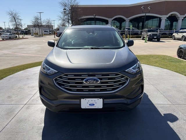 Certified 2020 Ford Edge SE image 2