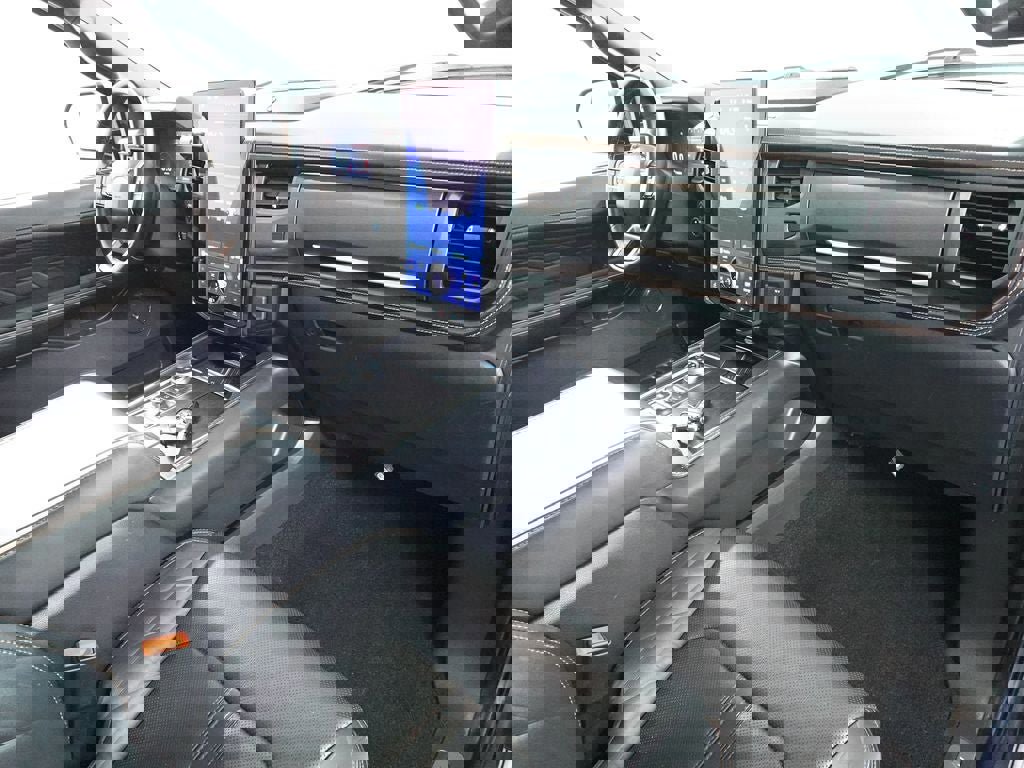 Certified 2023 Ford Expedition Max Platinum image 33