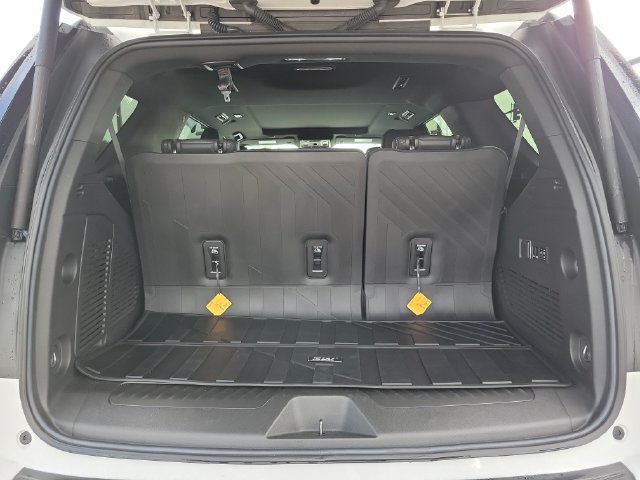 Used 2023 Chevrolet Tahoe LT w/ LT Signature Plus Package RWD image 9