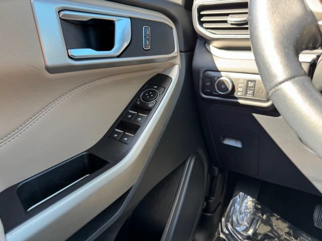 Certified 2023 Ford Explorer XLT w/ Equipment Group 202A AWD/4WD image 35