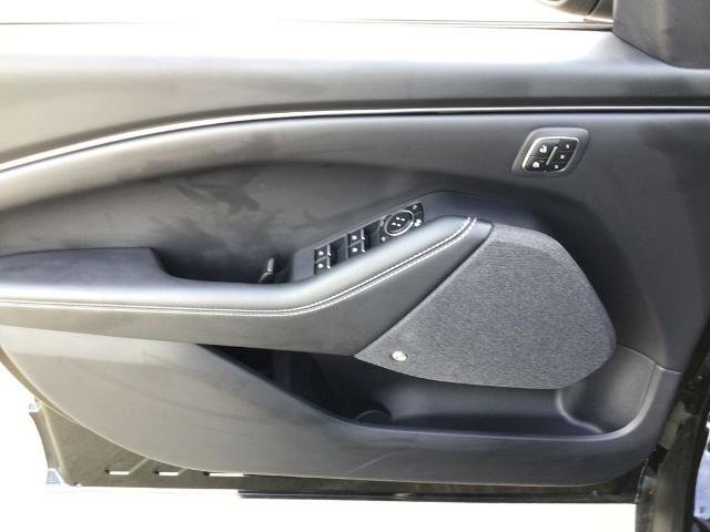 Certified 2025 Ford Mustang Mach-E Premium image 16