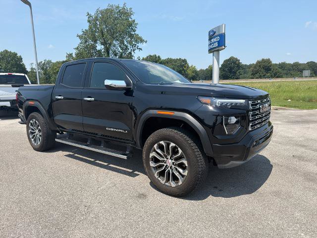 Used 2024 GMC Canyon Denali AWD/4WD image 3