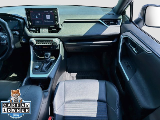 Used 2022 Toyota RAV4 XSE AWD/4WD image 19