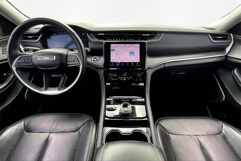 Used 2022 Jeep Grand Cherokee L Limited image 16