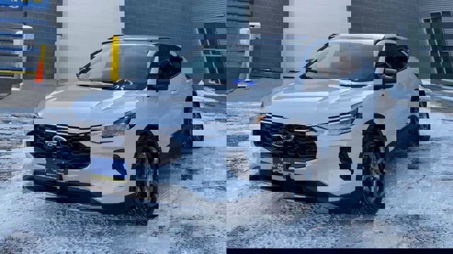 Certified 2025 Ford Escape ST-Line w/ Cold Weather Package image 5