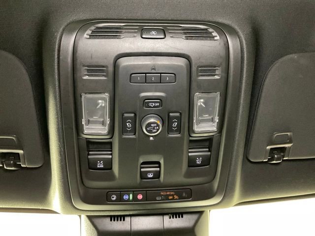 Used 2023 Cadillac Escalade ESV Premium Luxury image 23