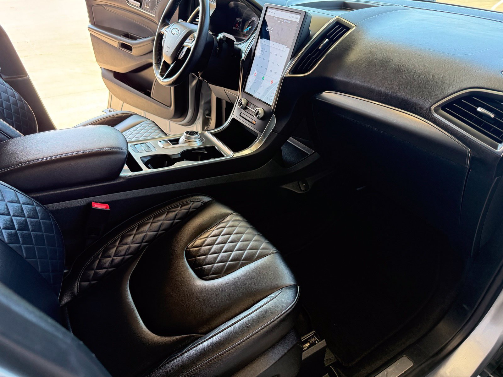 Certified 2024 Ford Edge Titanium AWD/4WD image 17