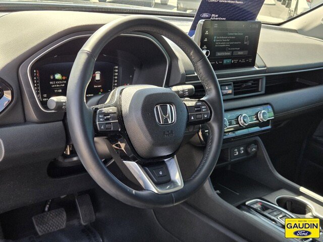 Used 2025 Honda Pilot Elite image 19