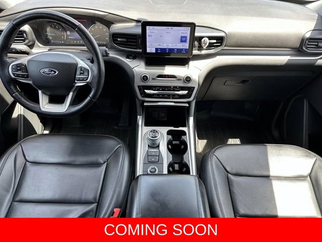 Certified 2022 Ford Explorer XLT w/ Equipment Group 202A AWD/4WD image 9