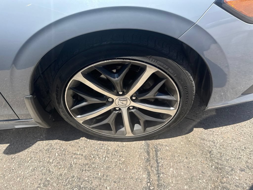 Used 2024 Honda Civic Touring image 3