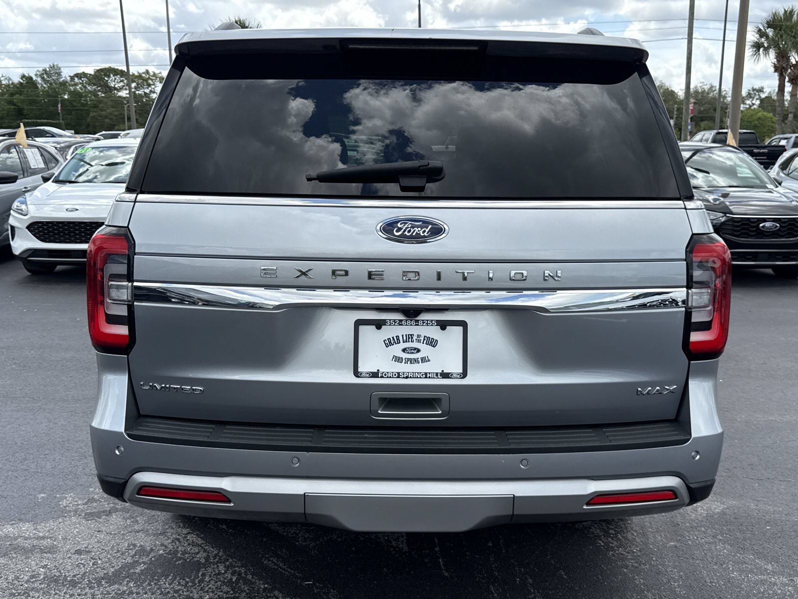 Certified 2024 Ford Expedition Max Limited RWD image 6