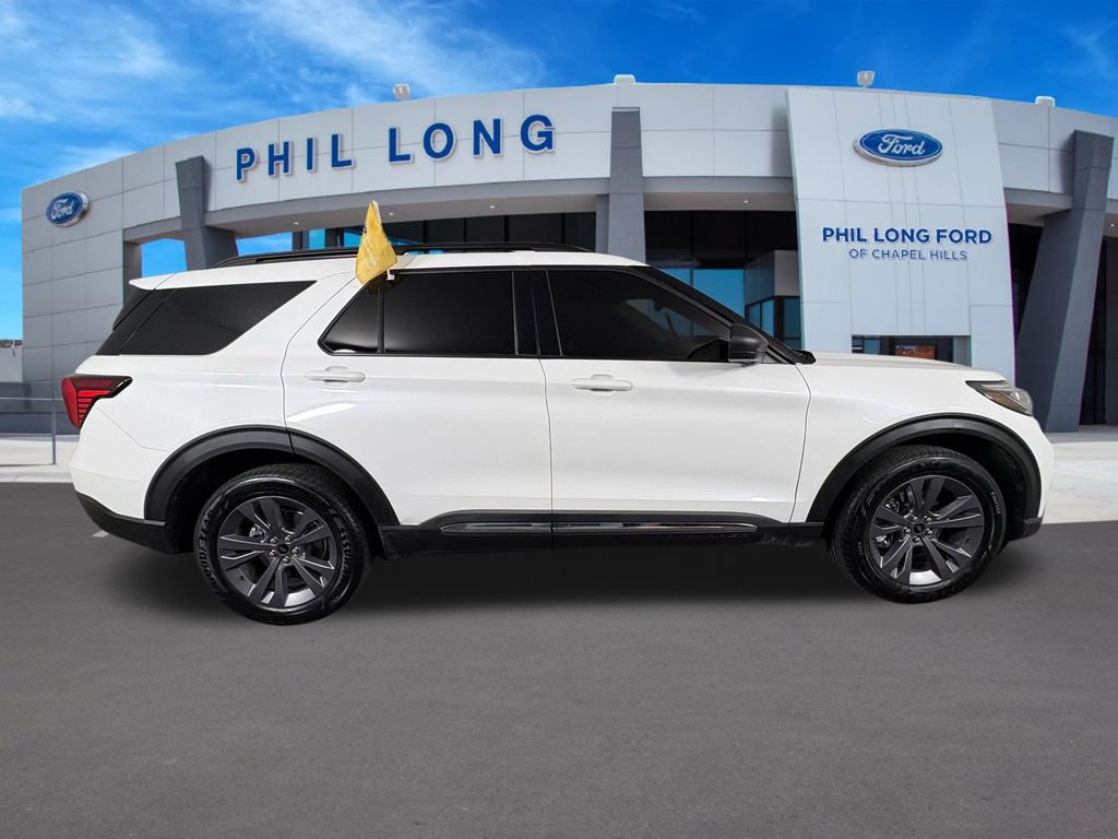 Certified 2025 Ford Explorer Active w/ Active Comfort Package AWD/4WD image 6