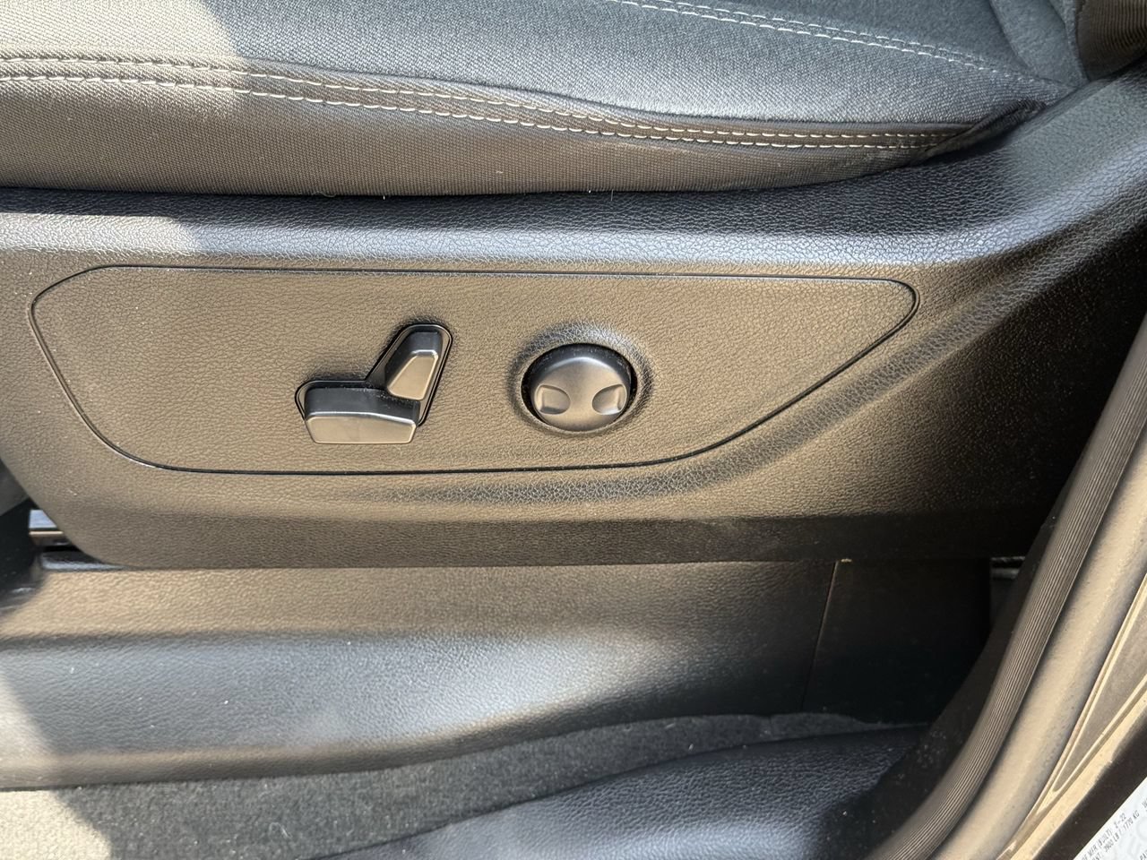 Used 2022 RAM 1500 Lone Star AWD/4WD image 24