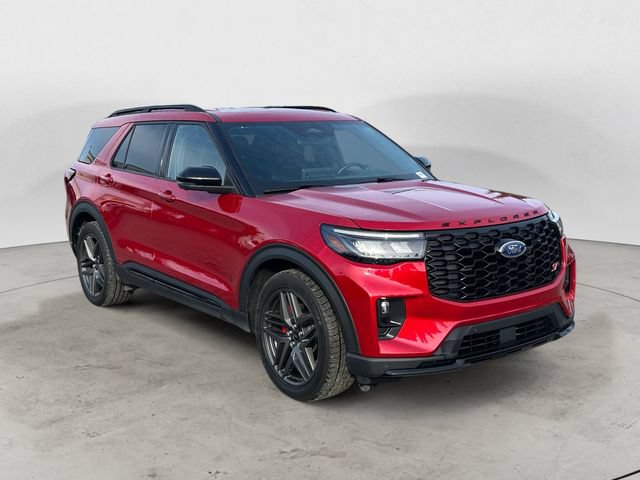 Certified 2025 Ford Explorer ST AWD/4WD image 3