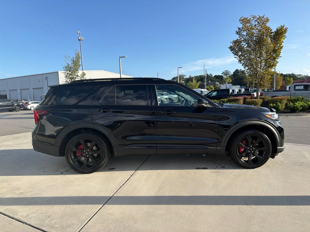 Certified 2026 Ford Explorer ST w/ Sun And Sound Package RWD image 11