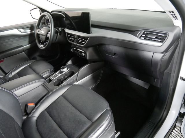 Certified 2025 Ford Escape Platinum image 10