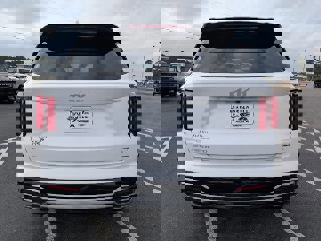 Used 2023 Kia Sorento SX image 4