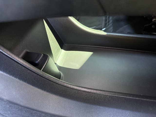 Used 2018 Buick Enclave Essence FWD image 32