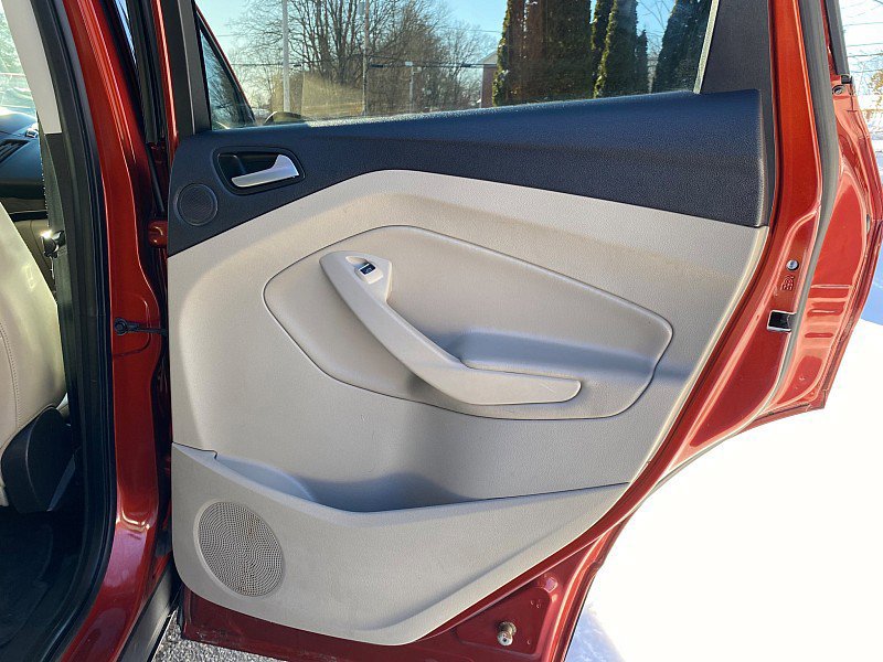 Certified 2019 Ford Escape Titanium AWD/4WD image 39