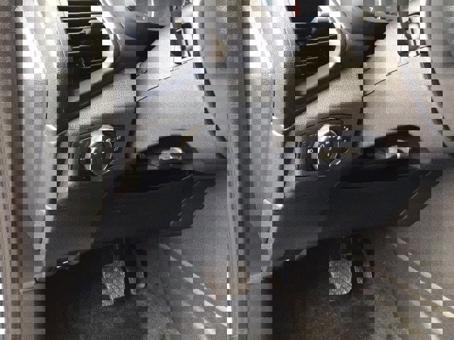 Certified 2022 Ford EcoSport SES w/ Interior Protection Package image 18