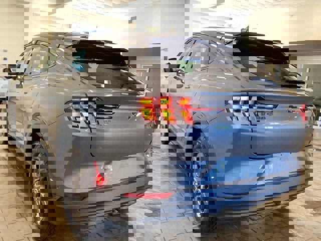 Certified 2023 Ford Mustang Mach-E Select w/ Comfort Package Lite image 5