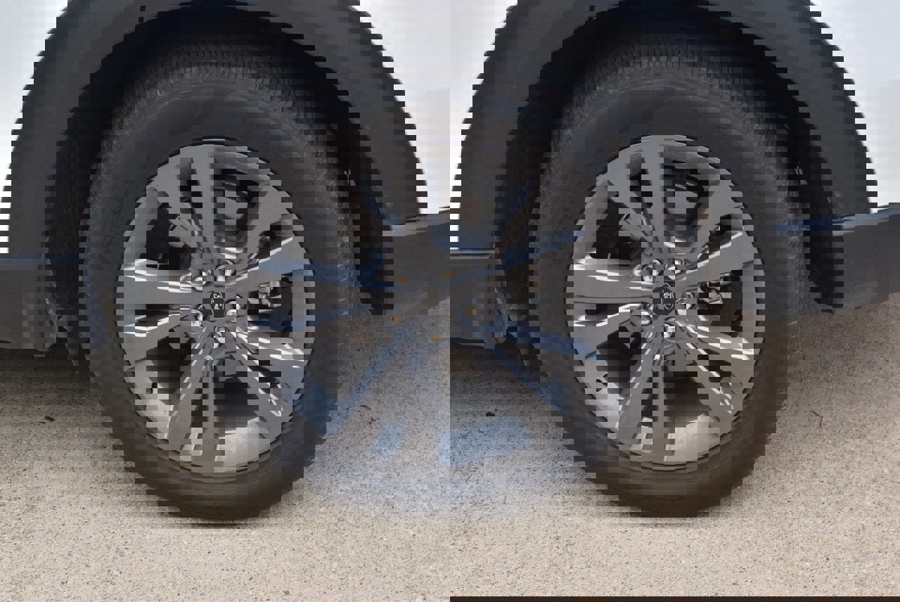 Certified 2023 Ford Explorer XLT w/ Equipment Group 202A RWD image 13