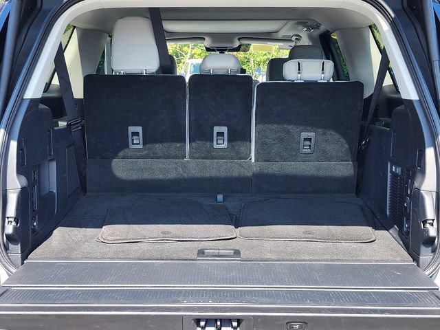 Certified 2025 Ford Expedition Max Platinum w/ Driver's Package AWD/4WD image 36