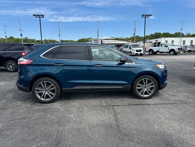Certified 2020 Ford Edge Titanium FWD image 4