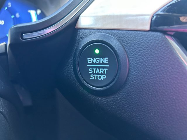 Certified 2022 Ford Escape Titanium w/ Titanium Elite Package image 30