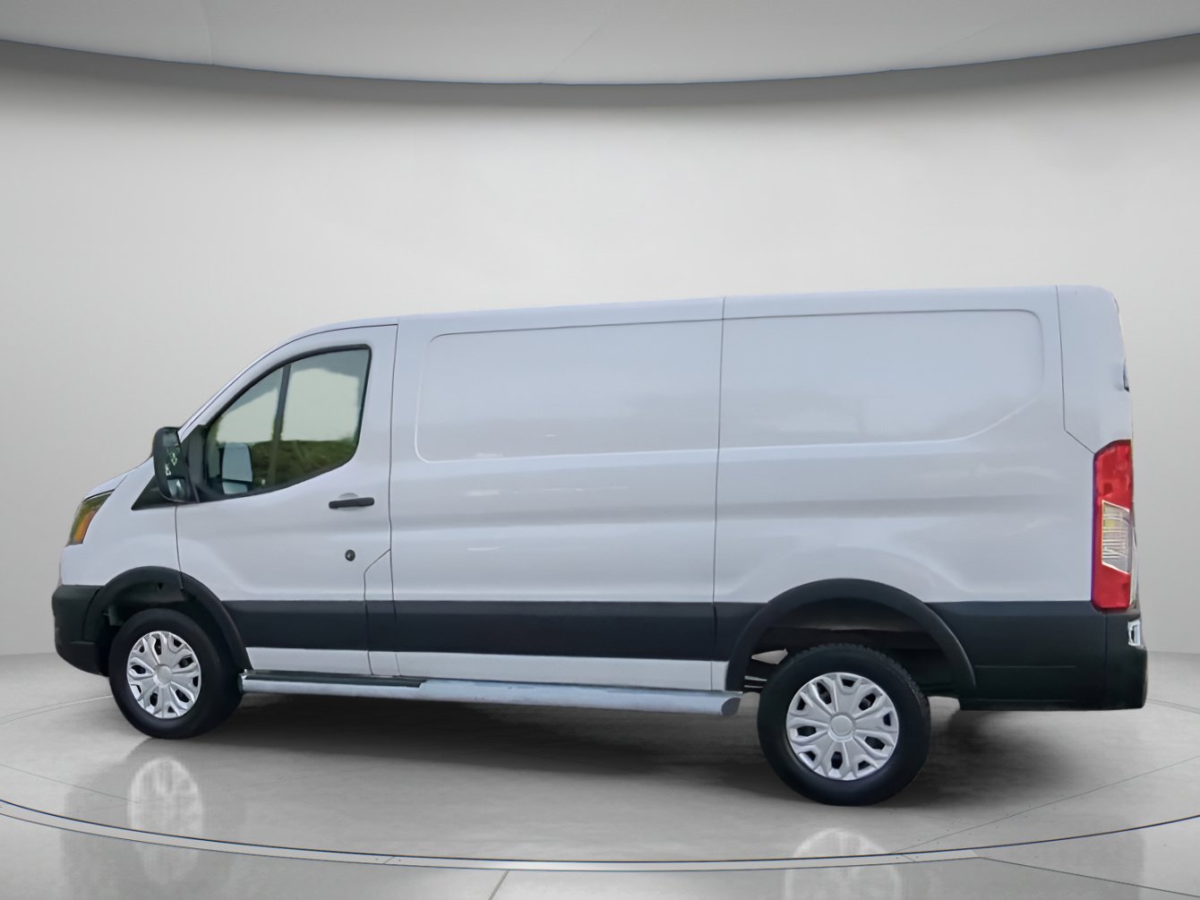 Certified 2025 Ford Transit 250 Low Roof w/ Exterior Upgrade Package RWD image 19