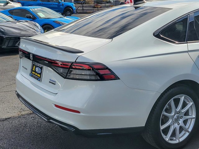 Used 2023 Honda Accord Sport image 9