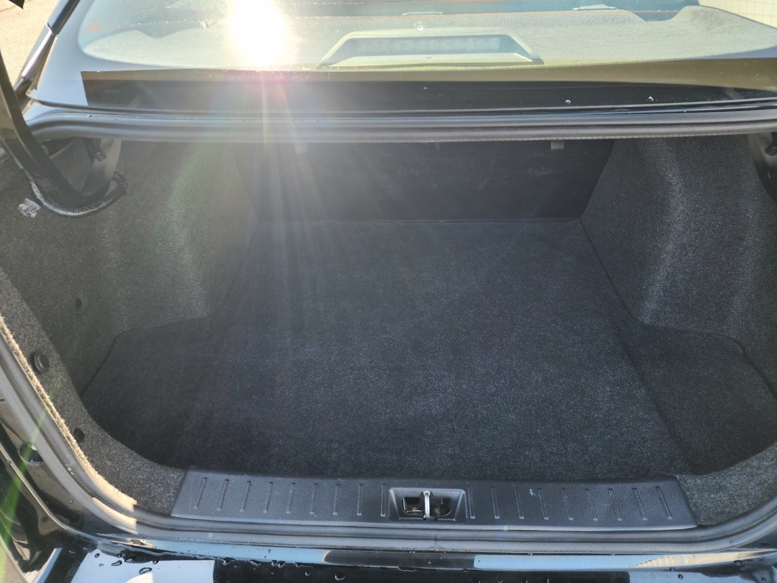 Used 2024 Nissan Versa S w/ Trunk Package FWD image 9