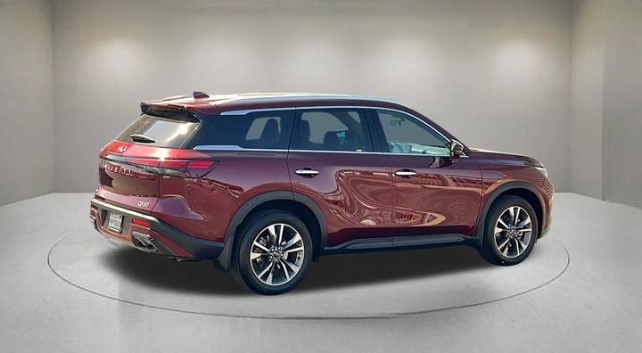 Used 2025 INFINITI QX60 Luxe w/ Vision Package AWD/4WD image 5