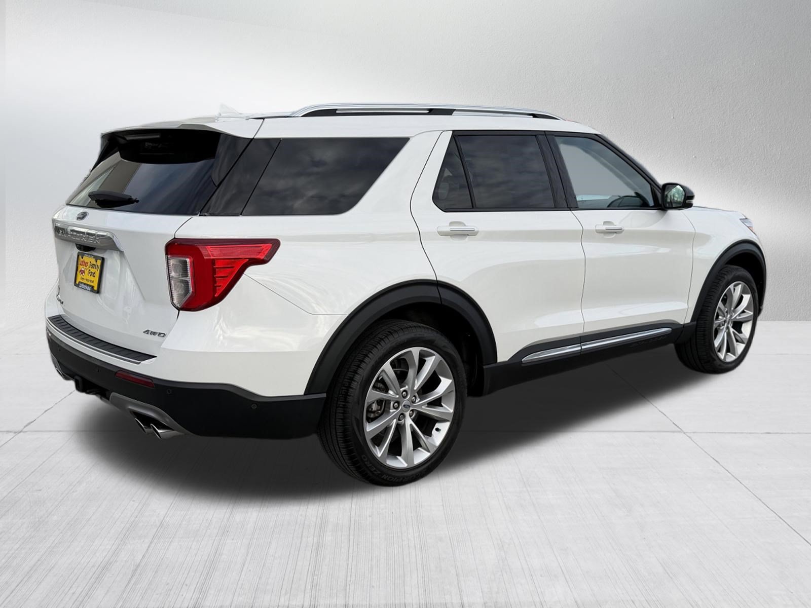 Certified 2023 Ford Explorer Platinum w/ Technology Package AWD/4WD image 7