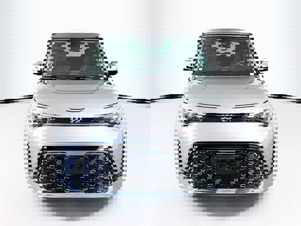 Used 2023 Kia Soul GT-Line w/ GT-Line Technology Package image 8